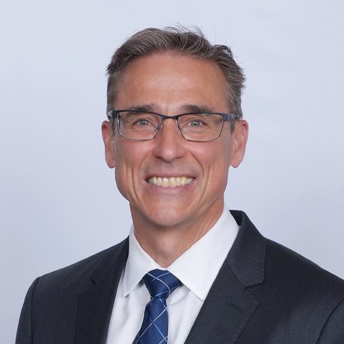 Chiropractor Minneapolis MN Jonathan Olson